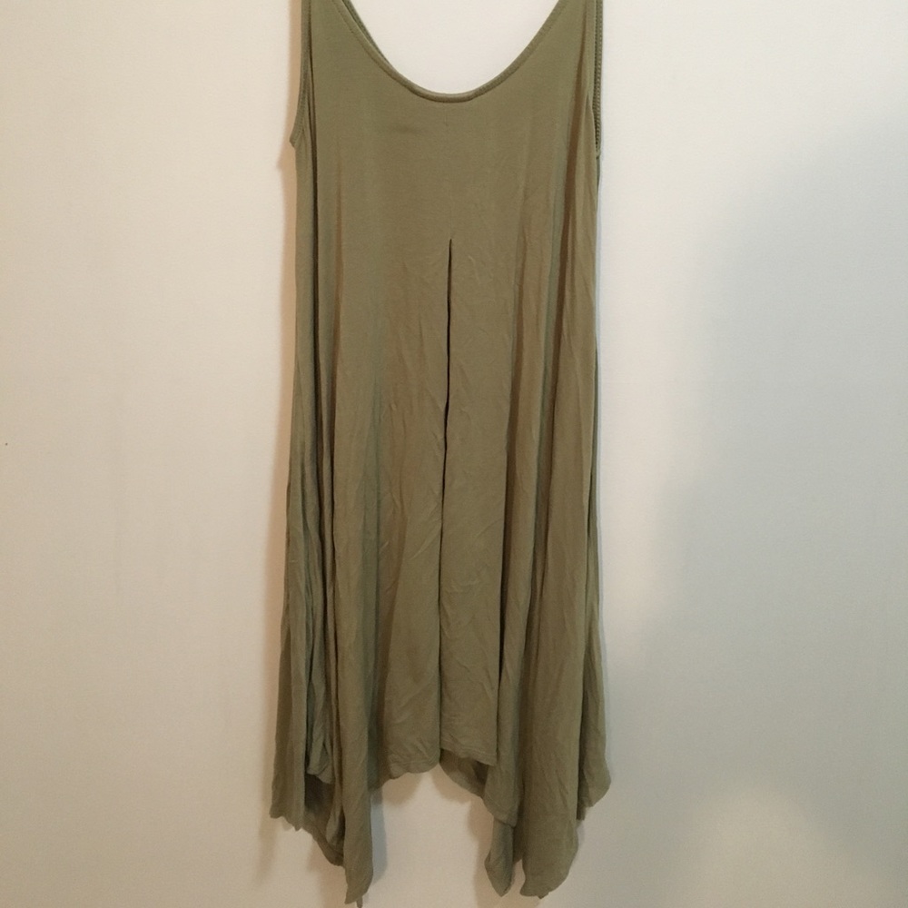 Cute, flowly tank dress. Midi. UO